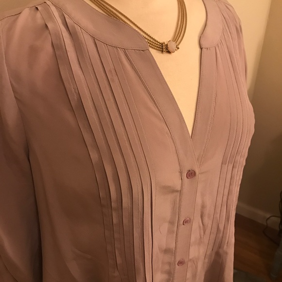 BCBG Max Azria Lilac Silk V-neck Blouse - Picture 3 of 4